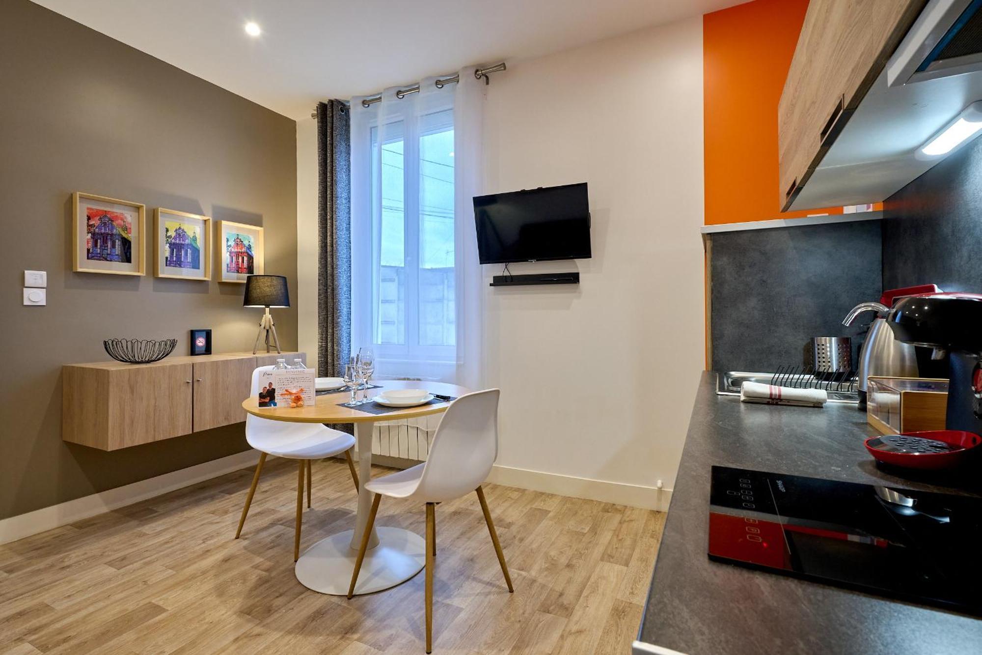 Le Faidherbe Style Appart' Hotel - Wifi Gratuit - Parking Gratuit Calme Et Lumineux Nevers Zewnętrze zdjęcie